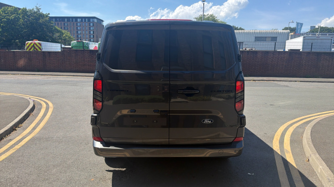 Ford Transit Custom 280 L1 Diesel Fwd 2.0 EcoBlue 136ps H1 Van Limited - Image 11